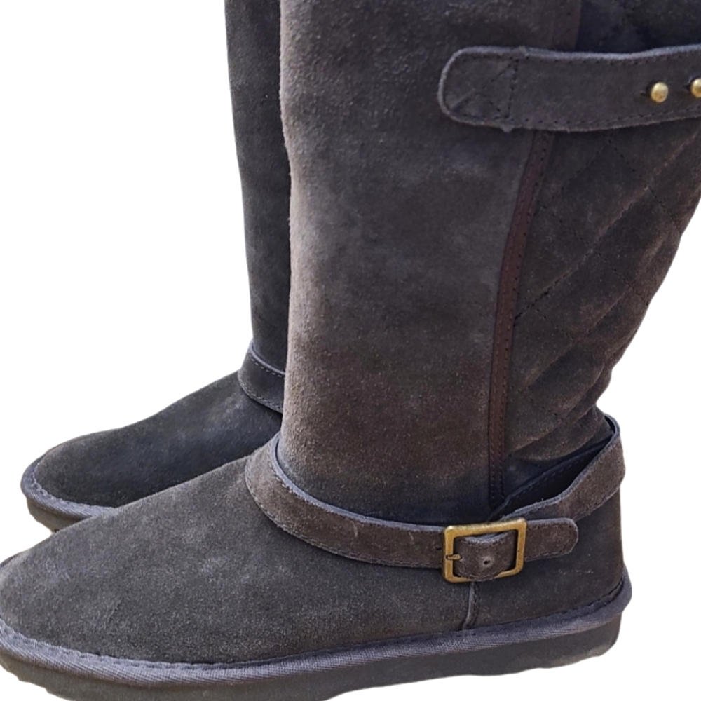 Kohls Brown Suede Boots size 7
